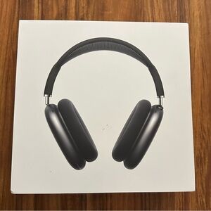 AirPod max.